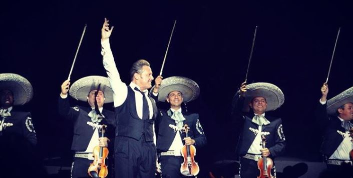 luis-miguel-y-marc-anthony-lanzaran-tema-en-conjunto