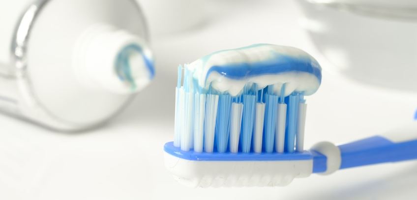 por-que-colgate-retirara-el-triclosan-de-su-pasta-de-dientes