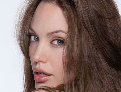 angelina-jolie-ahora-sera-parte-de-marvel