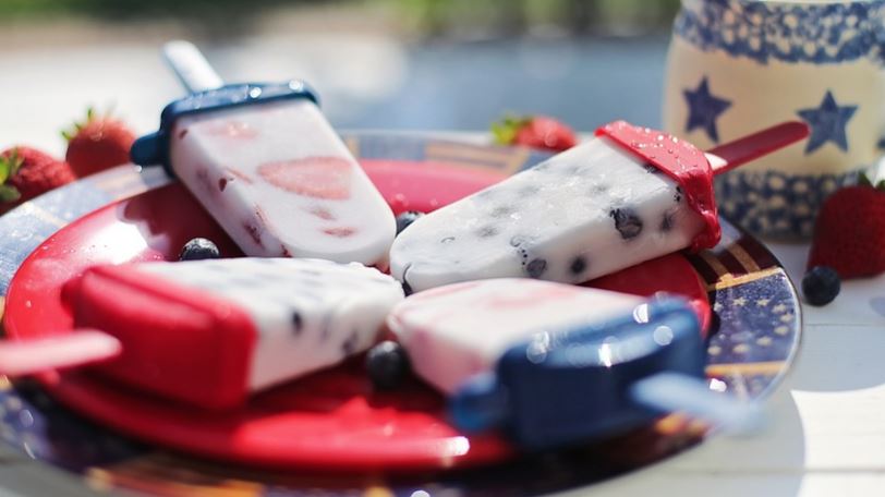 receta-del-dia-paletas-de-sandia