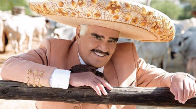 que-indignacion-vicente-fernandez-rechaza-implante-de-homosexual