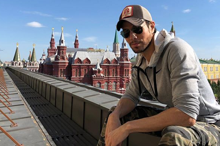 Enrique Iglesias, un papá primerizo con una larga relación