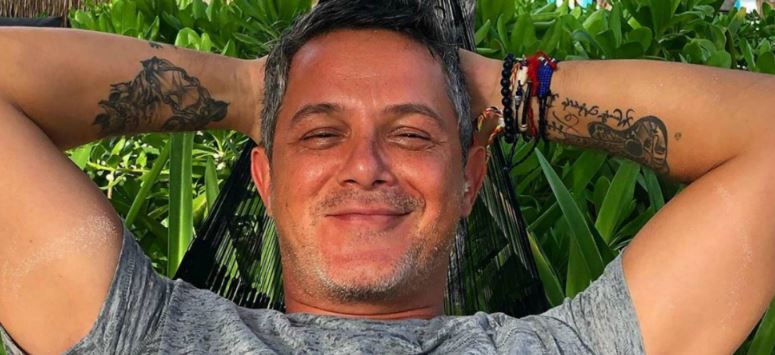 alejandro-sanz-sigue-disfrutando-de-unas-vacaciones-caribenas