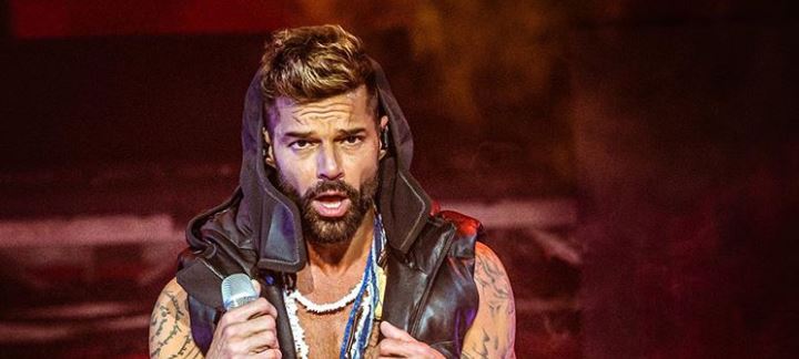 Ricky Martin aprovechó la cuarentena para hacerse un radical cambio de look