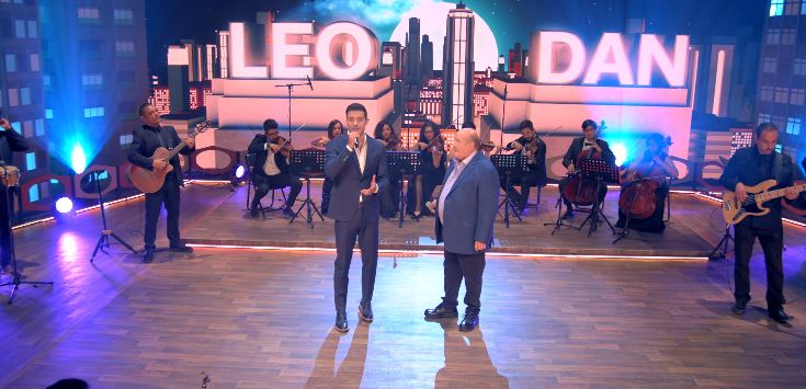 Leo Dan y Carlos Rivera cantan juntos el gran clásico romántico ‘Esa pared’