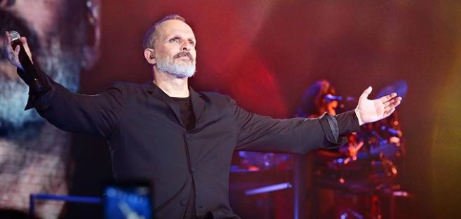 Miguel Bosé señaló que Facebook censuró sus opiniones sobre la COVID-19