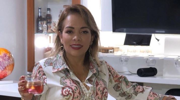 Así reapareció en redes sociales, Sandra Barrios, exesposa de Jessi Uribe