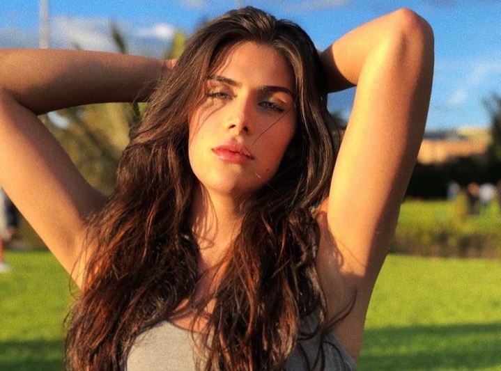 “Se parece a Greeicy”, le dicen a Isabella Castiblanco por posar con la tanga del bikini al revés