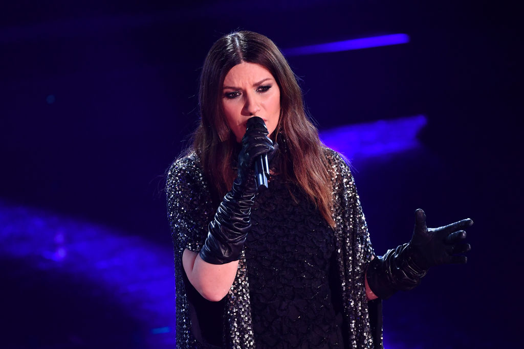 Laura Pausini reveló que fue maltratada por algunos miembros de su disquera italiana