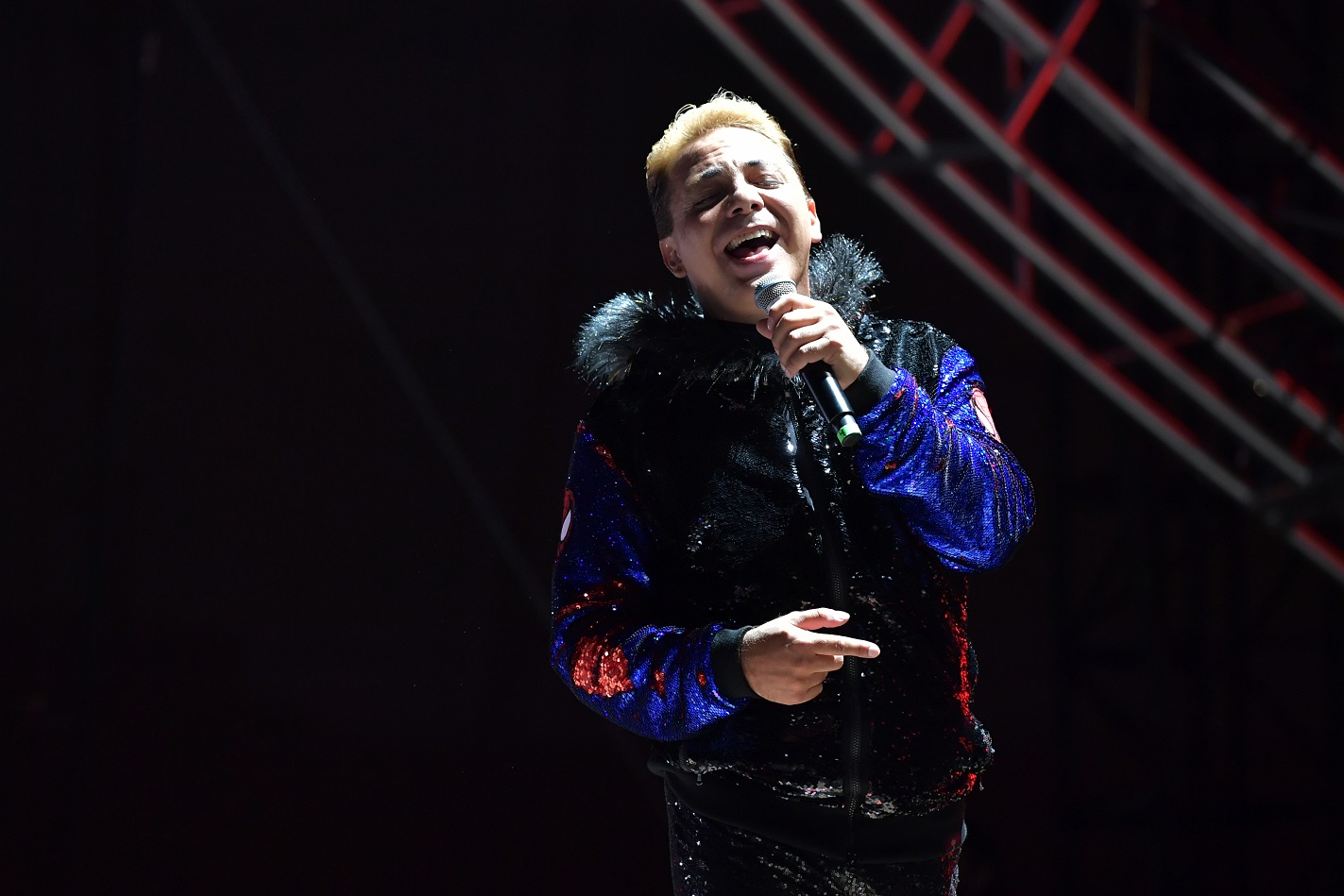 "No podrás", la historia detrás de la canción de Cristian Castro