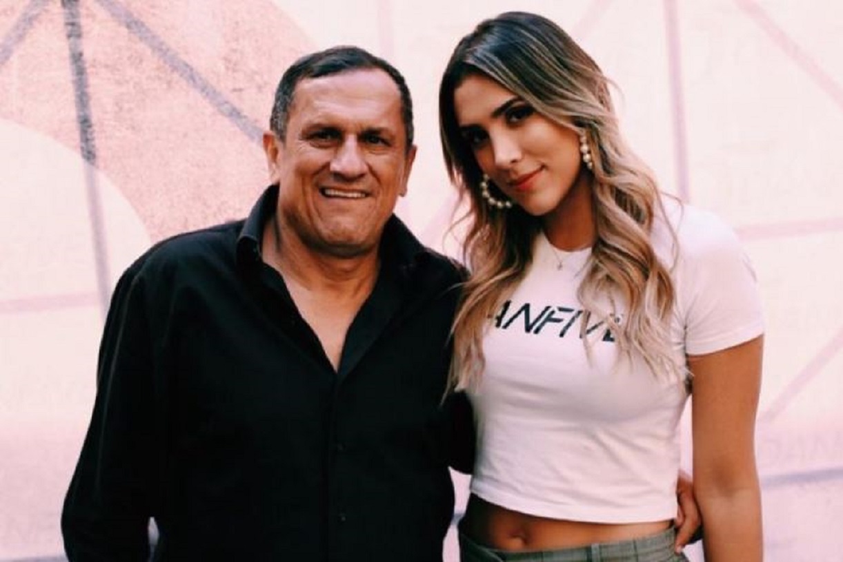 "Me acompañó en cada momento de mi vida hasta el último día de la suya": Daniela Ospina recordó a su padre