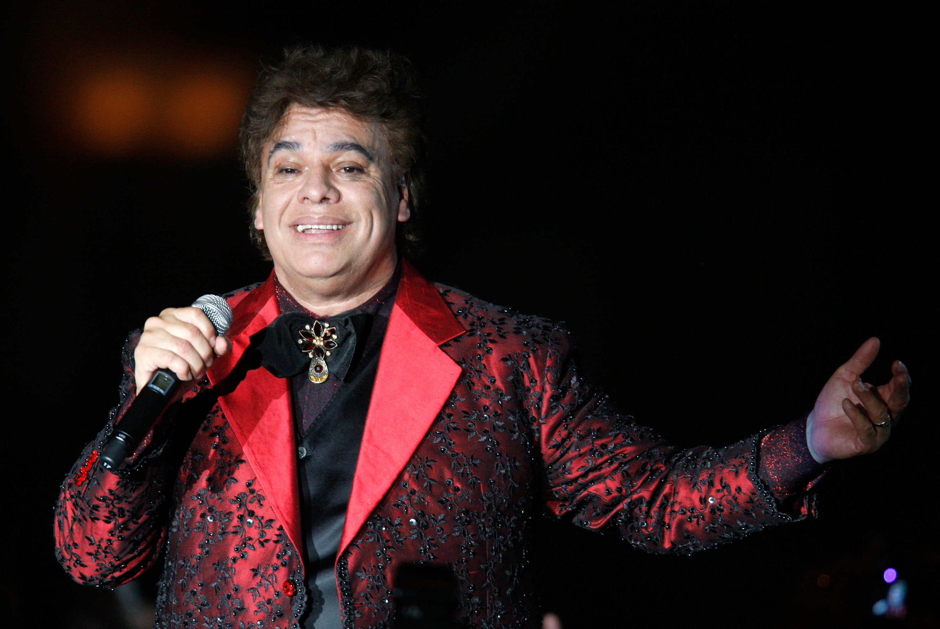 Fotos de la lujosa mansión de Juan Gabriel