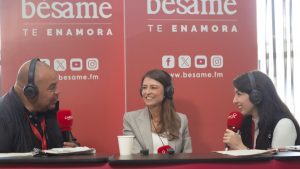 Margarita Gómez se conmueve en plena entrevista de Bésame: "Gracias"
