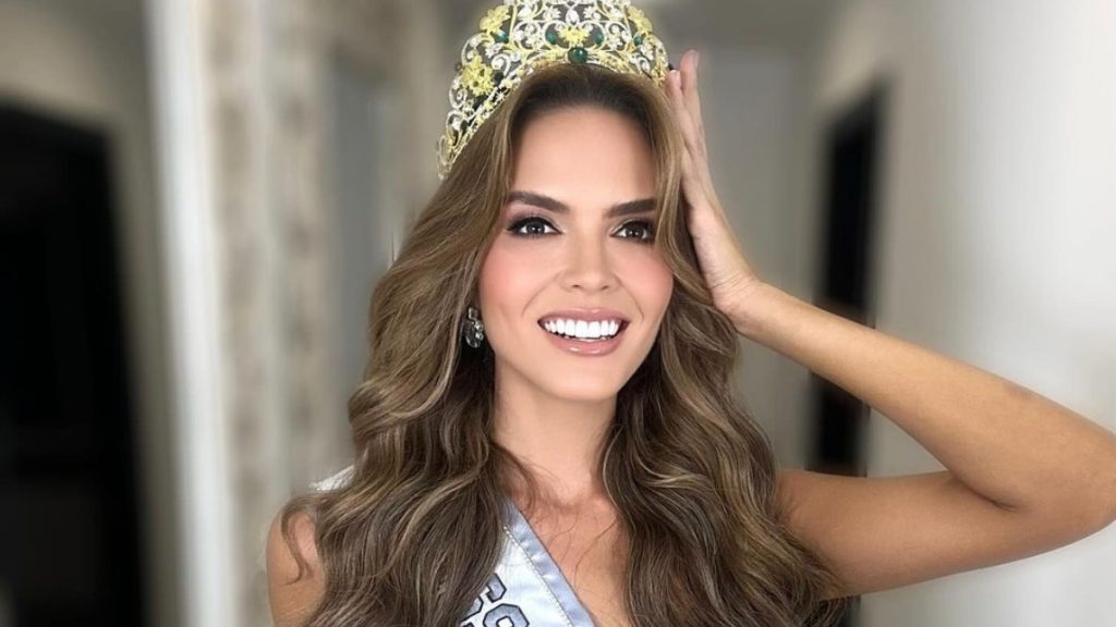 Señorita Valle es coronada como la nueva Miss Universe Colombia 2024