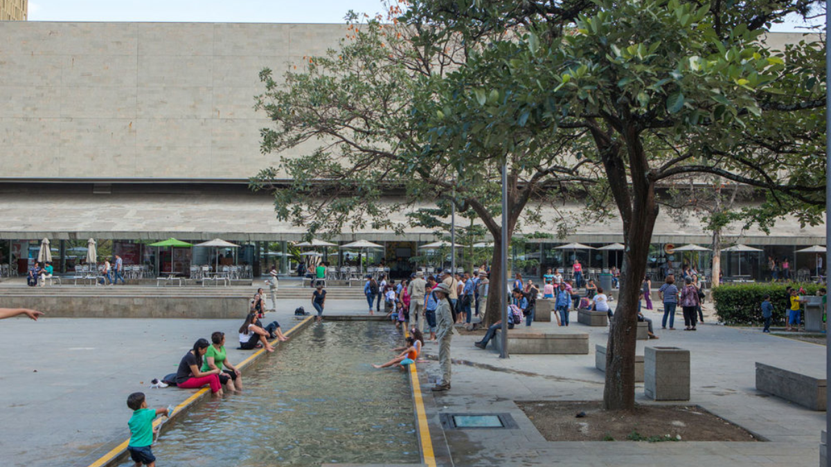 Parque de los pies descalzos, Medellín.