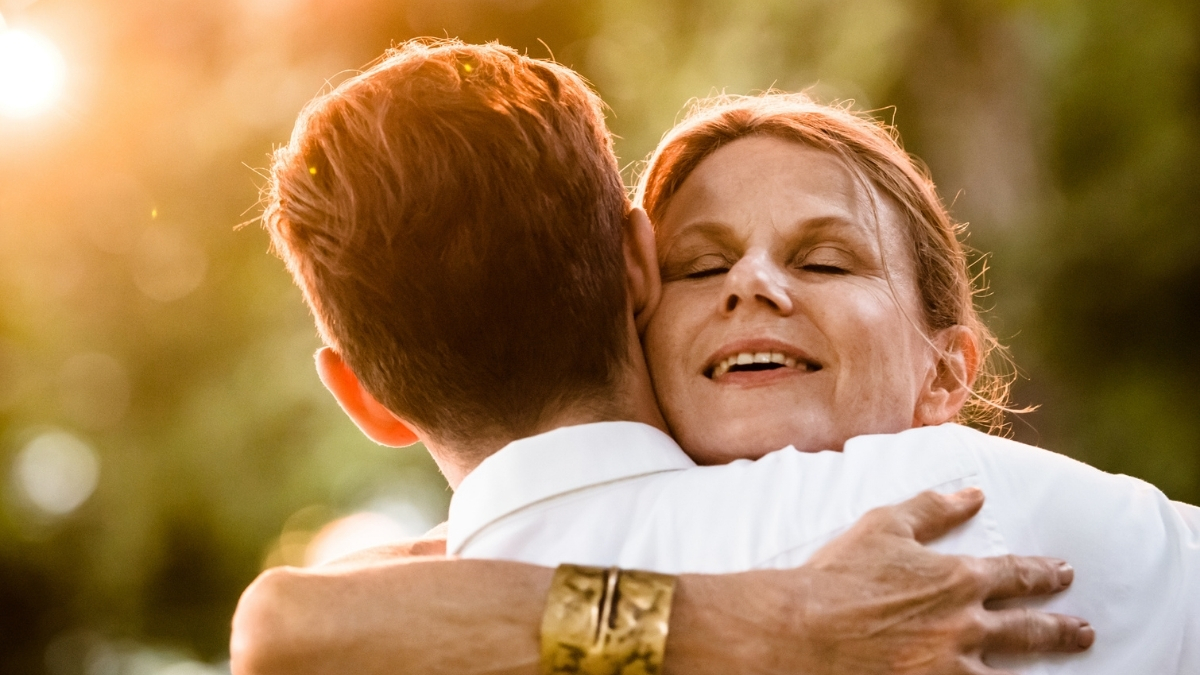 Mujeres mayores que sus parejas hombre